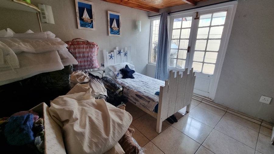 8 Bedroom Property for Sale in Die Bos Western Cape